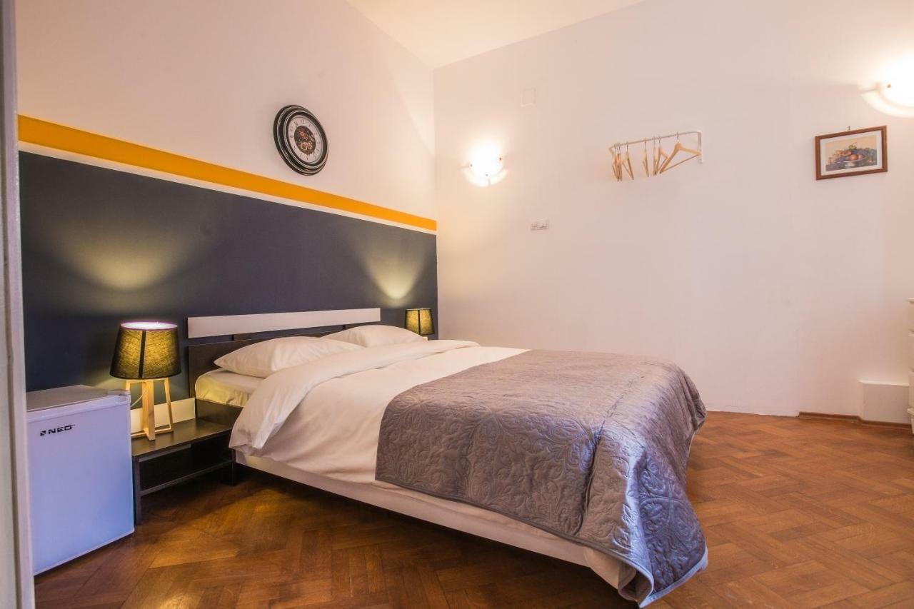 Color Apartments Nicolae Tonitza St Bükreş Dış mekan fotoğraf