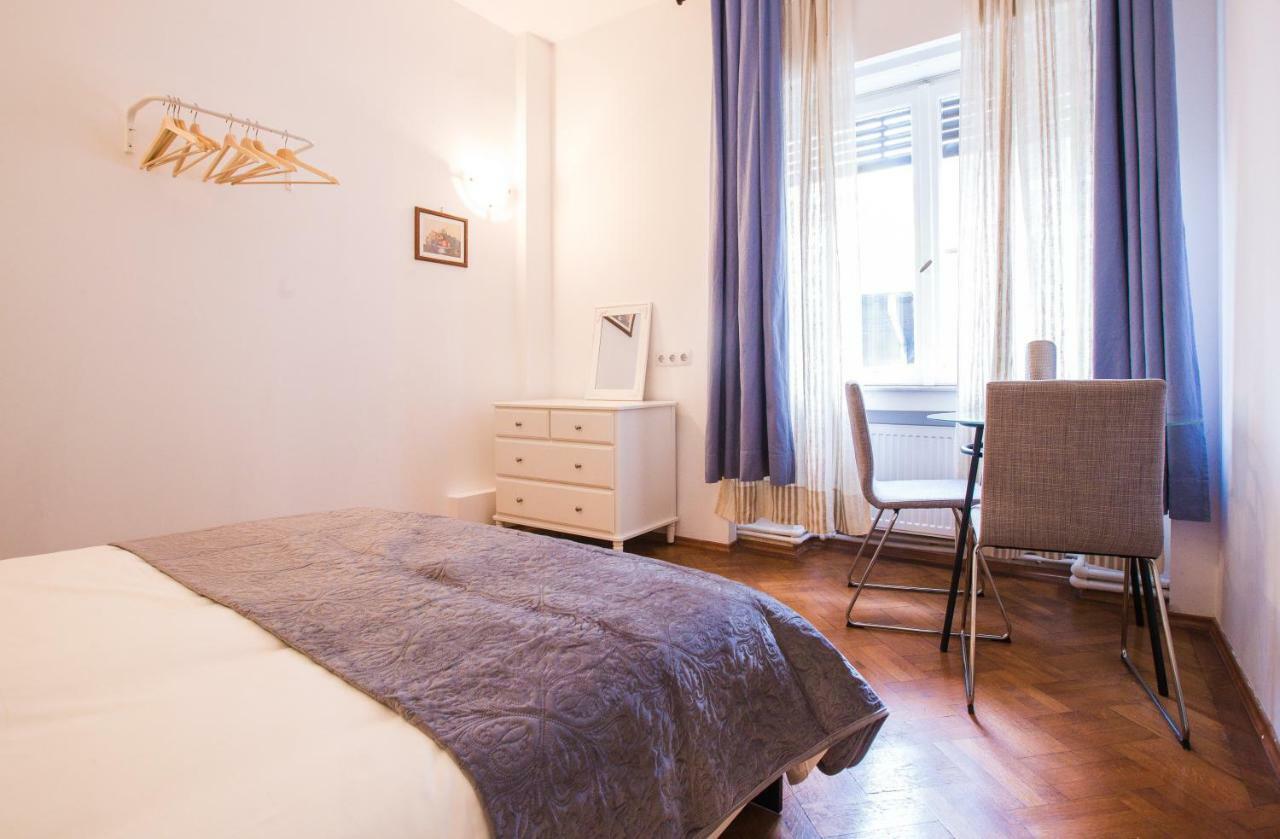 Color Apartments Nicolae Tonitza St Bükreş Dış mekan fotoğraf